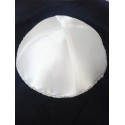 Kippa blanche satinée lisière argent - Biblieurope