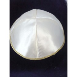 Kippa blanche satinée lisière dorée - Biblieurope
