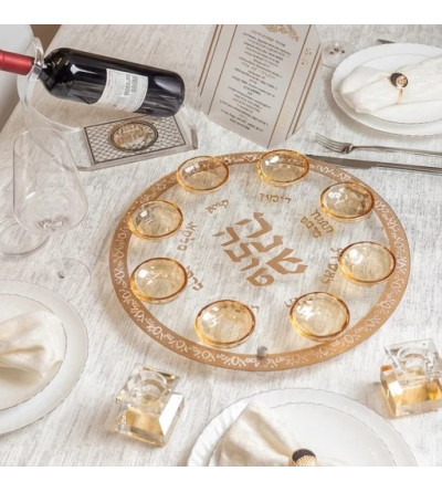 Plateau du Seder de Roch Hachana en verre et cristal brun